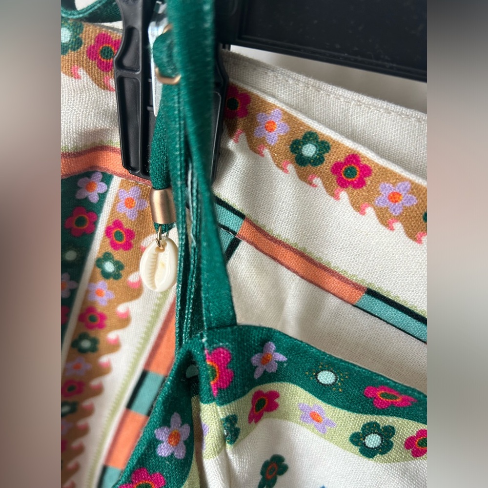 House of Harlow 1960 Floral Wide Leg Pant & Ruffle Seashell Top two piece Set - Picture 2 of 8